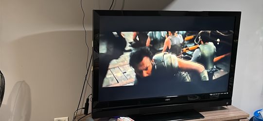 55” Vizio tv on stand not wall mount