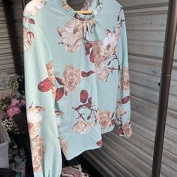 Blouse/Shirt