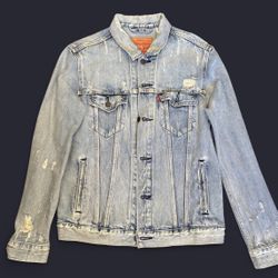New Levi Denim Jacket 