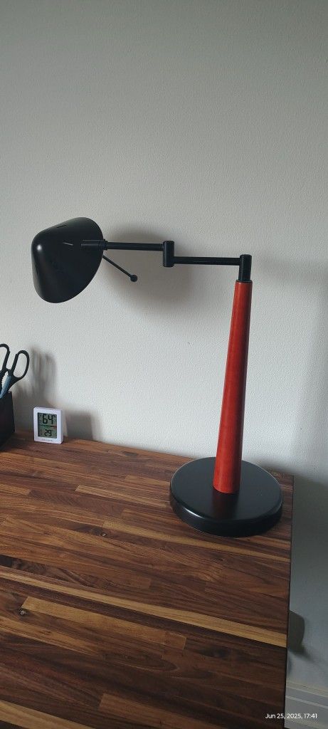 Retro desk lamp