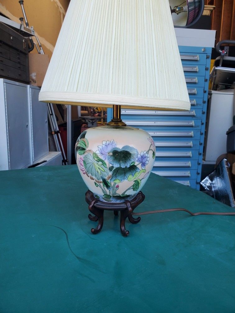 Vintage Floral Lamp