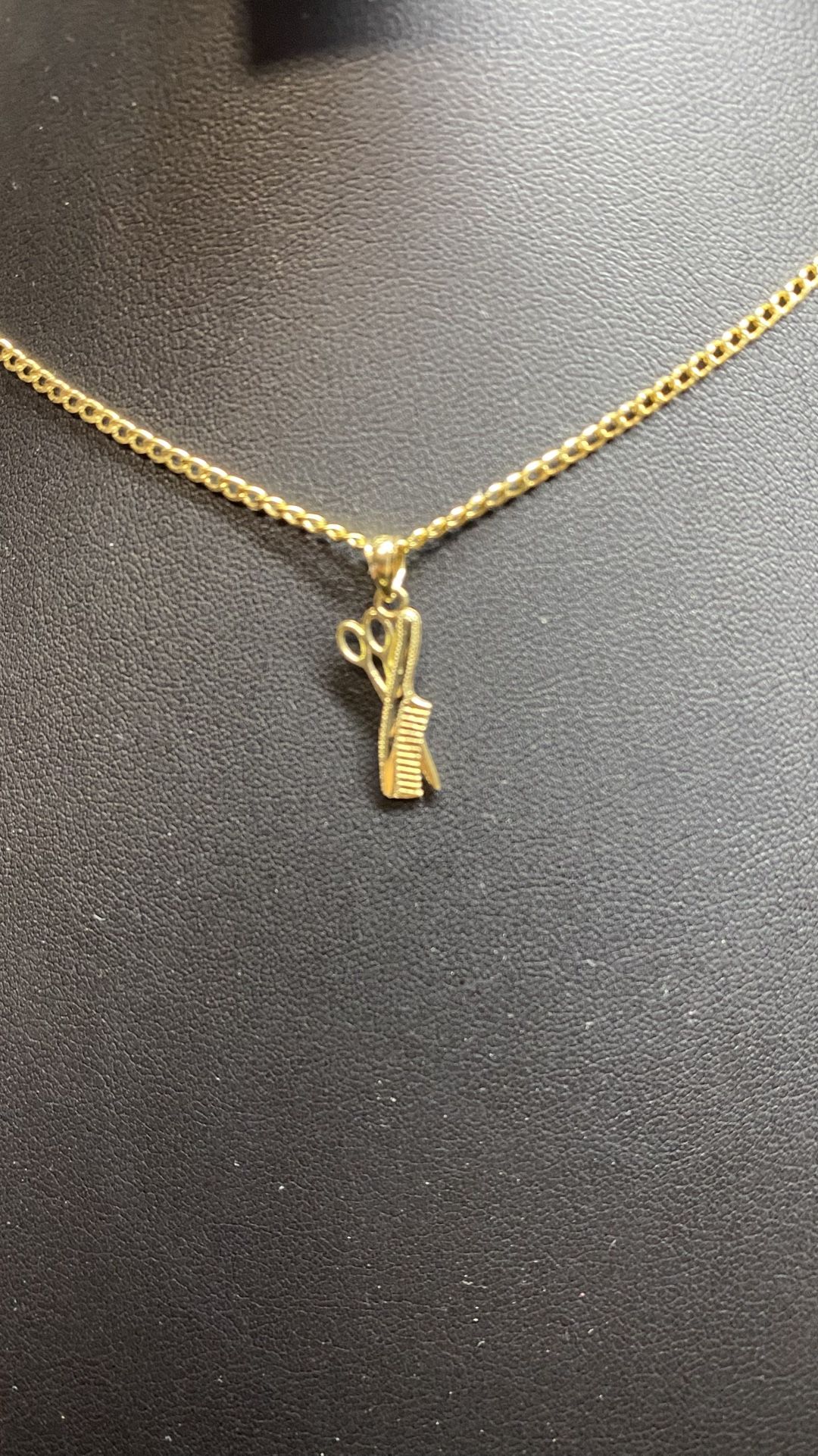 10k Gold Comb And Shears Pendant Or Charm