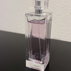 Banana Republic Wildbloom by Banana Republic Women Eau De Parfum Spray