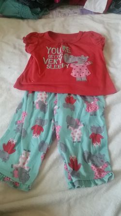 Carter's girls 18 month pajamas