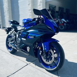 2024 Yamaha R7