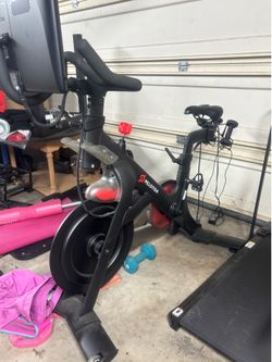 Peloton Bike
