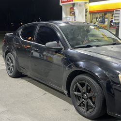 2013 Dodge Avenger SE