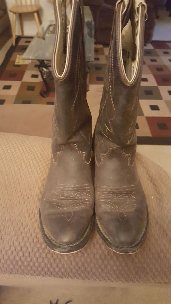 Girls Boots From The Boot Barn For Sale In Victorville Ca Offerup