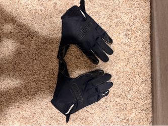 Battle football gloves