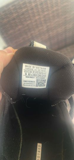 Reebok Sneakers Size 9 US
