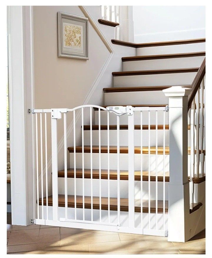 InnoTruth 29-39.6" Baby Gate for Stairs, Auto Close Both Sides Dog Gate with One-Hand Opening, 30" Tall Safety Gates for Pets, Hallways, Bedrooms,
