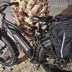 BLACK HIMIWAY 750W CRUISER E BIKE  W/EXTRA BATT+