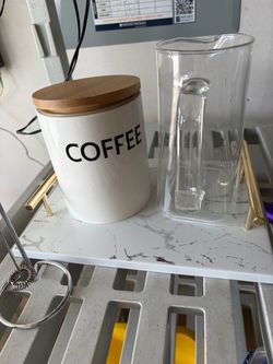 Dishes, purse, frother, canister