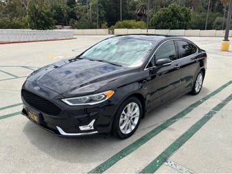2019 Ford Fusion Energi Titanium plug-in hybrid