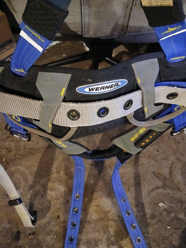 3 Roofing Harnesses 