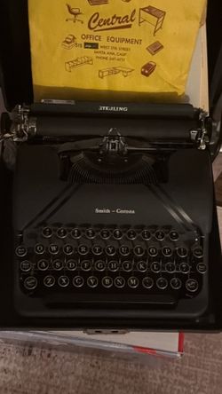 SMITH CORONA STERLING 1940S