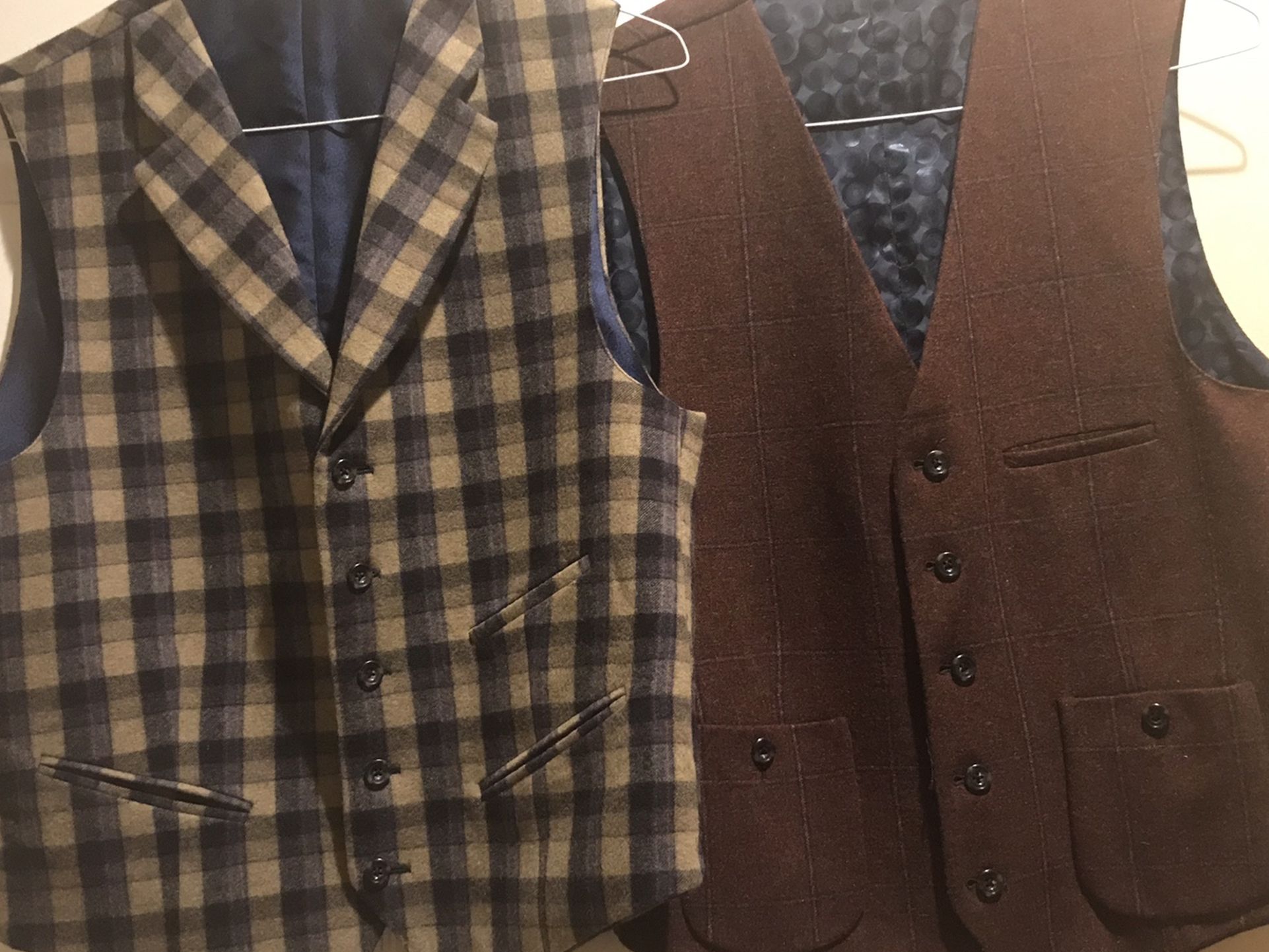 Men’s Allen Edmonds Vests