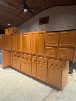 Used kitchen cabinets 13 pieces