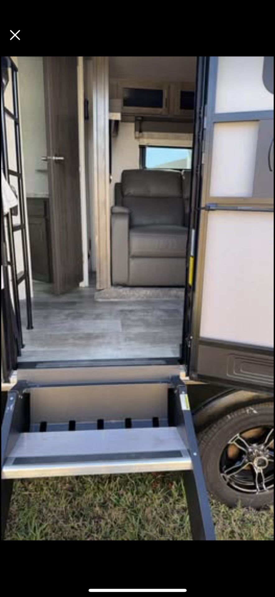 RV 2022, Prácticamente Nuevo