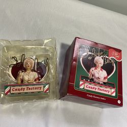 New Vintage 2000 I Love Lucy Ornament Candy Factory Carlton Cards Christmas #74