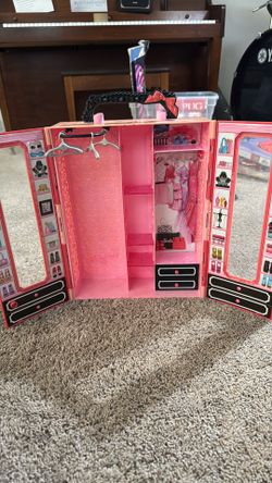 Barbie Girl closet