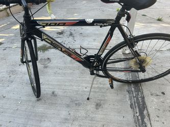 GMC Road Bike
