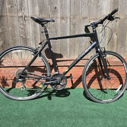 Nice TREK 7.2 FX 22.5 Bike LOOK
