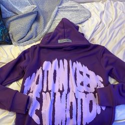 Angelic Motion Hoodie Color: Grape, Size: M
