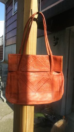 Vintage leather bag