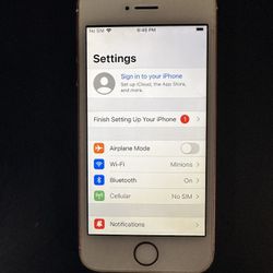 iPhone SE 16gb Rose Gold Unlocked $200 O.B.O!
