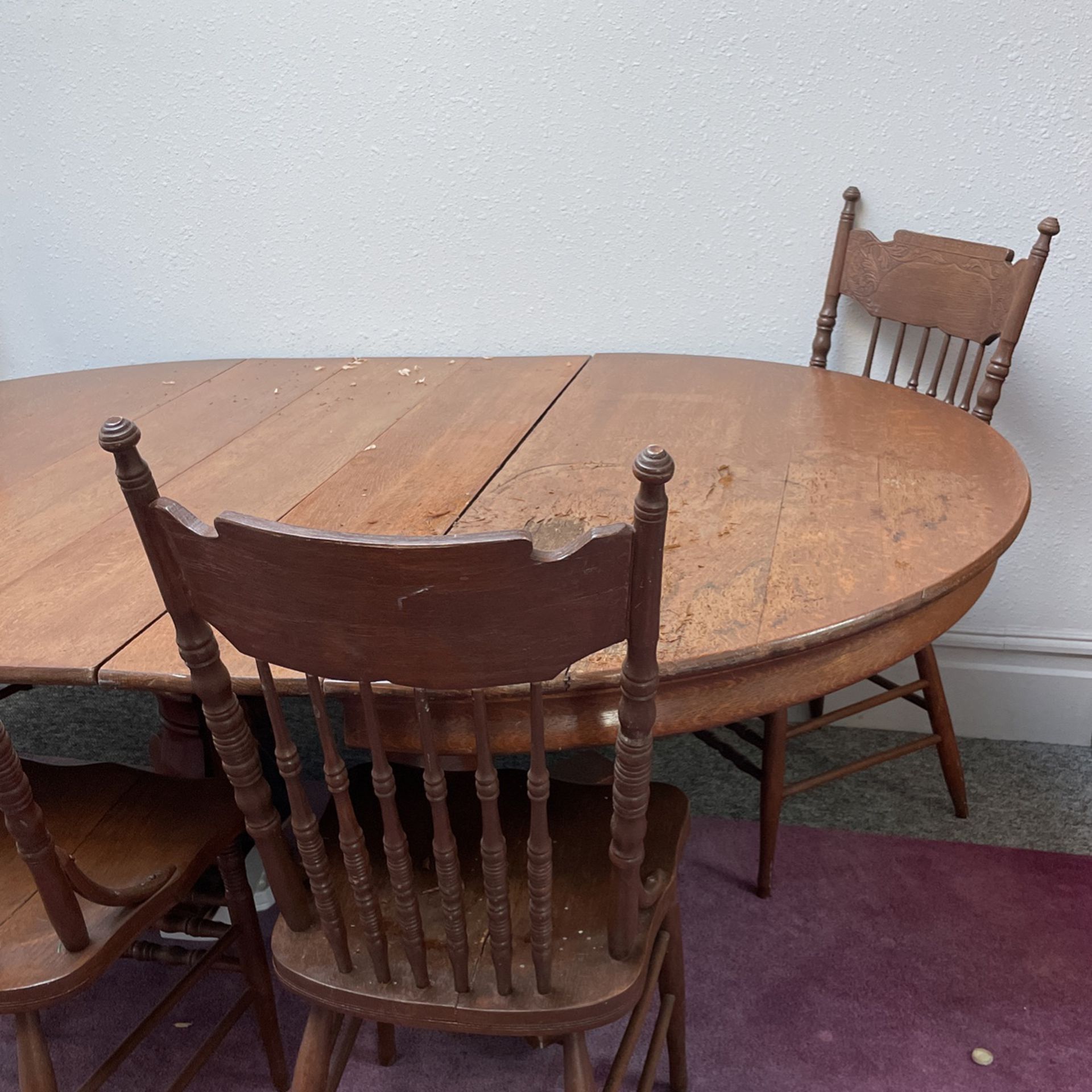 Antique Table And 6 Chairs $150