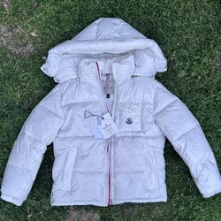 Moncler Montbeliard Puffer Jacket White 