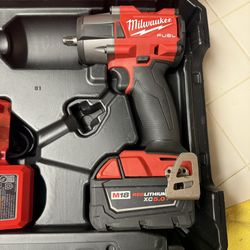 Milwaukee Mid Torque 3/8 Impact Kit