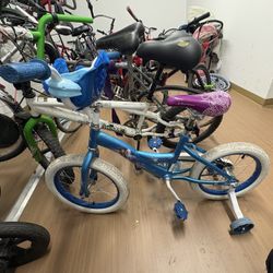 Frozen bike 16inch Training Wheels Excellent Condition 