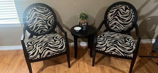 zebra chairs & side table