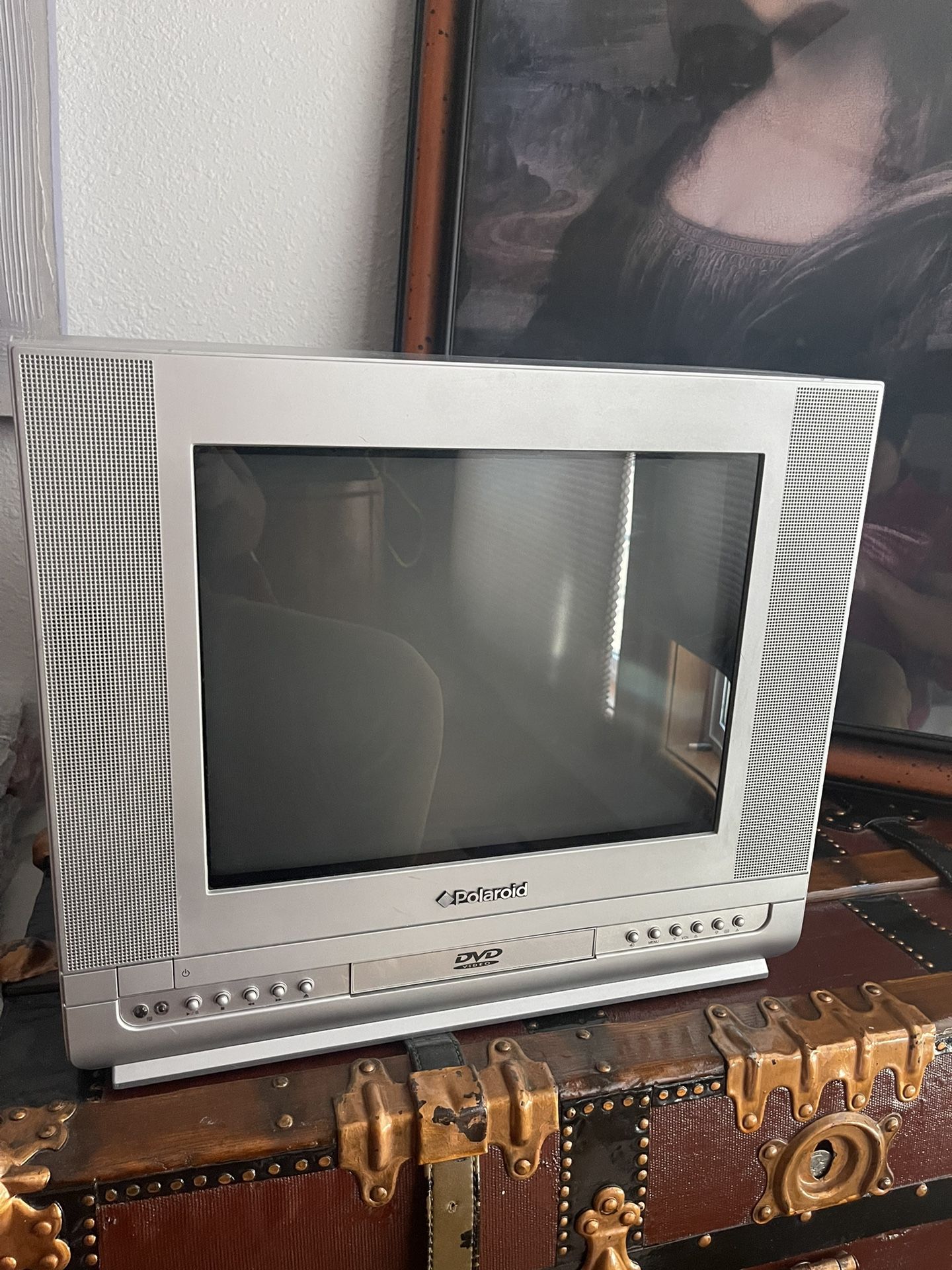 13 Inch Retro TV