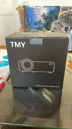 Brand new projector w/screen
