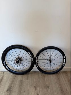Specialized Roval CLX III Sprint Wheelset - Please Read**