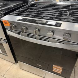 Whirlpool Slide In Gas Range 