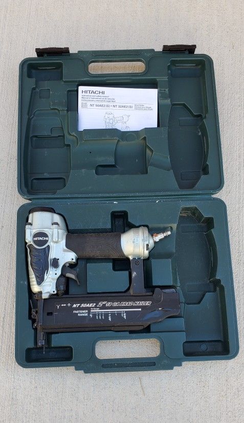 Hitachi Brad Nailer