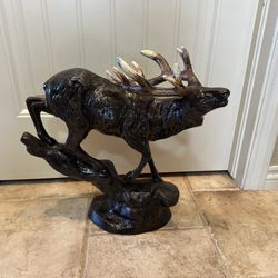 Elk Sculpture- P/u Monument