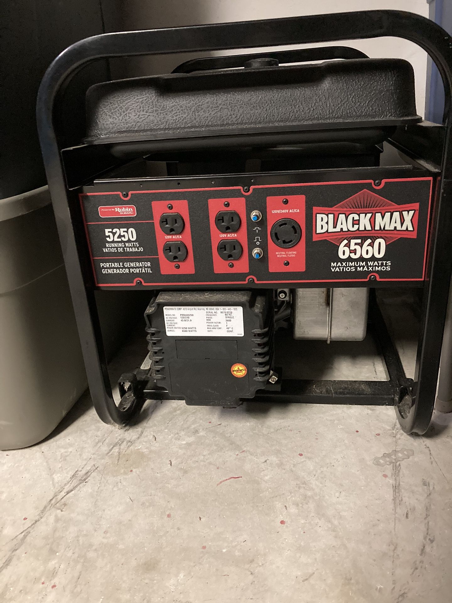 Generator Black Max 6560 Portable Generator (Gasoline) for Sale in