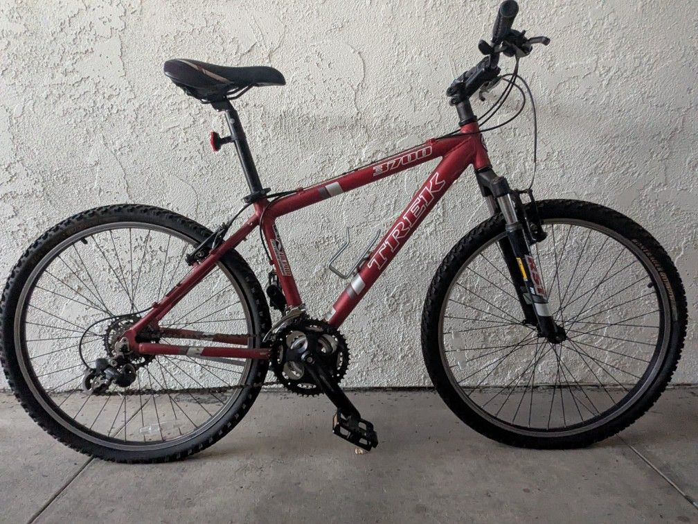 Trek Mountain Bike 
