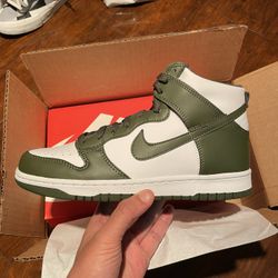 Nike Dunk High 7 Y Cargo Khaki Deadstock Brand New