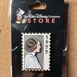 Disney DEC Pin - Stamp 1977 Princess Leia - LE 250 Star Wars