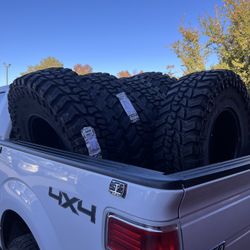 5 Mickey Thompson Tires 44x13.5x20 BRAND NEW