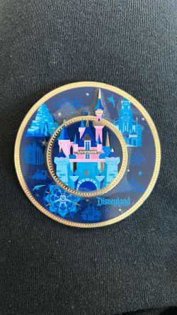 Disney disneyland magnet for car heavy well made