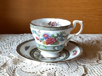 Paragon Tree of Kashmir pedestal cup, and saucer