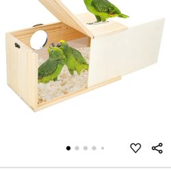 Nesting Parrot Box