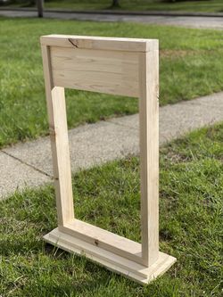 Hanging basket wood stand
